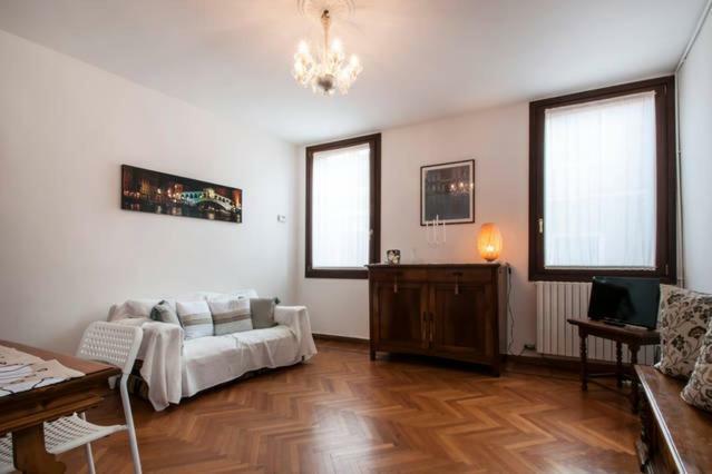 Key Location Near Palazzo Grassi Ferienhaus *